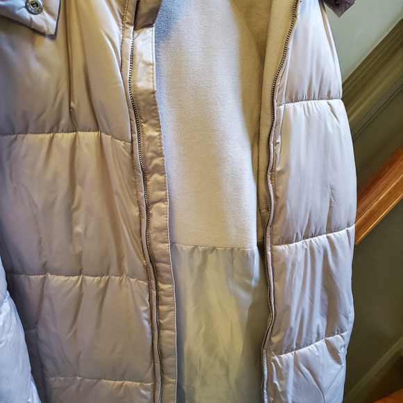 Frost free hooded jacket in beige - Picture 3 of 4